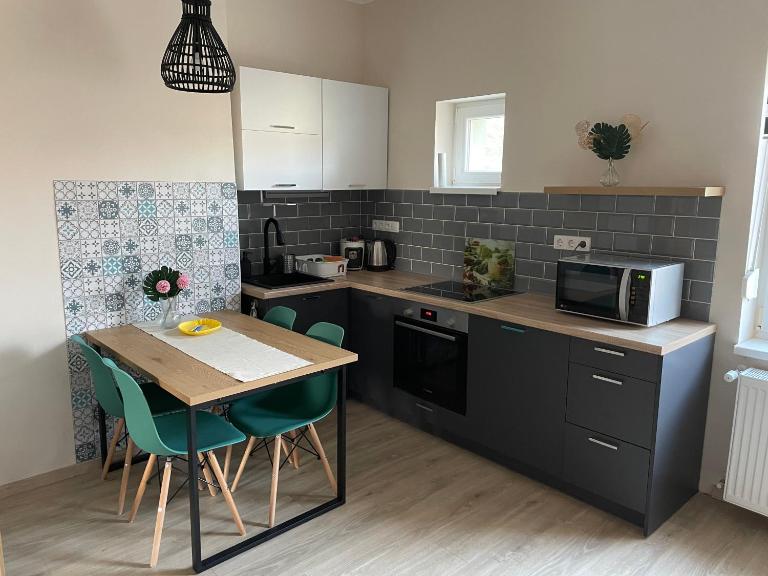 Liliom Apartman Békéscsaba - B&B Békéscsaba
