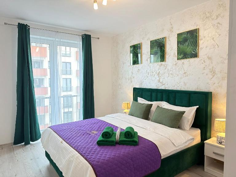 FLH-City Residence Apartments near Mall & Train Station with Parking - B&B Sibiu