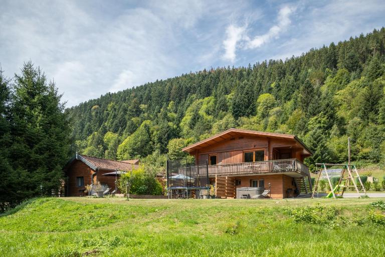 Chalets du Bouchot & Jacuzzi privatif proximité Gerardmer & La Bresse - Ferienwohnung Rochesson