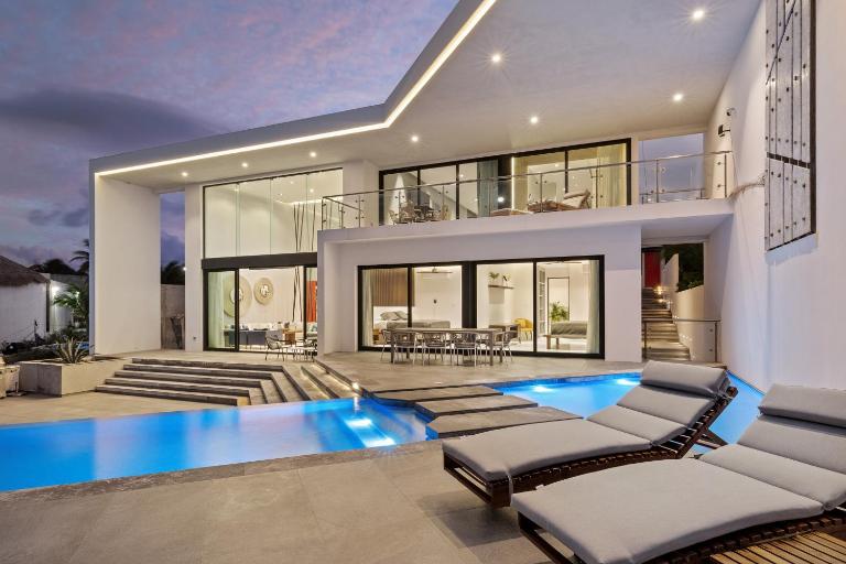 Villa E11even con C hef Privado Ocean Front - B&B Isla Mujeres