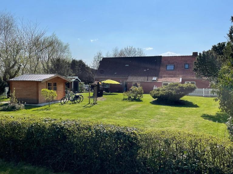Nordseehaus Muschel - B&B Dornum