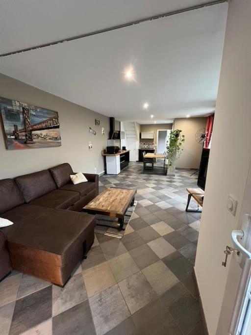 Grand duplex de 80m2 - Bed and Breakfast Alençon