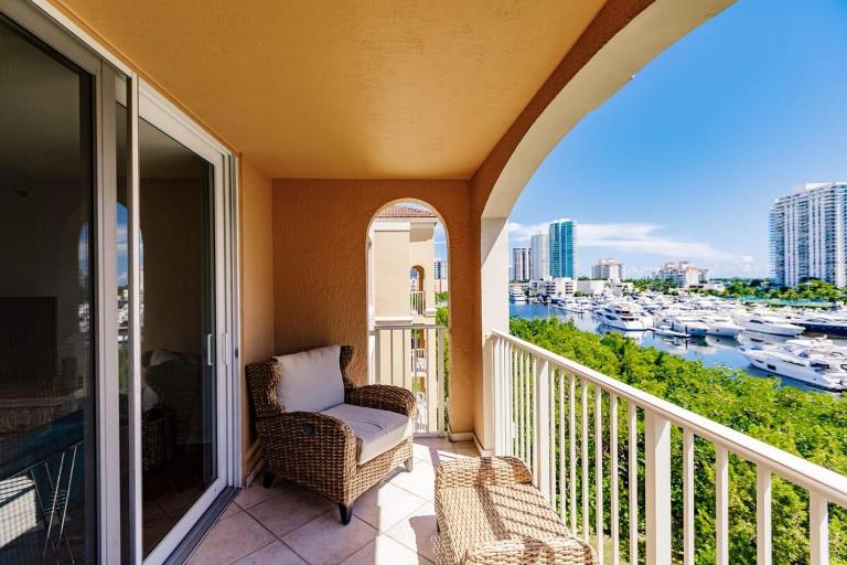 Uhost AI - 3BR Condo - Stunning Water Views - Ferienwohnung Miami