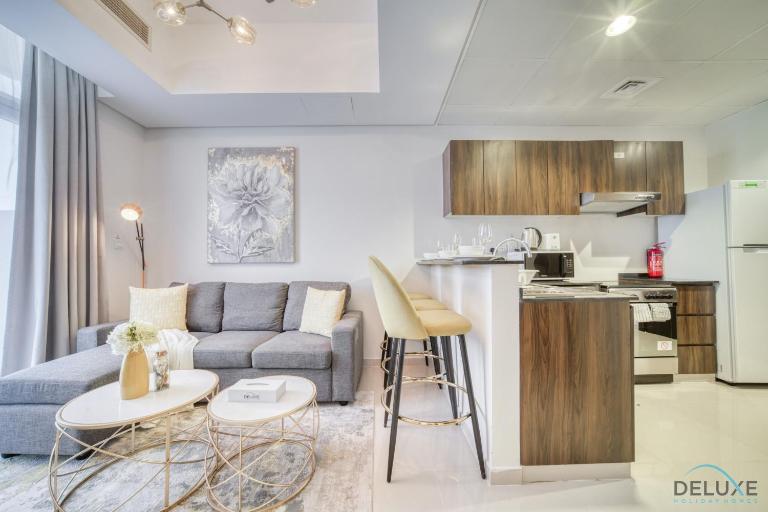 Exquisite 4BR Townhouse at DAMAC Hills 2, Dubailand by Deluxe Holiday Homes - B&B Dubai