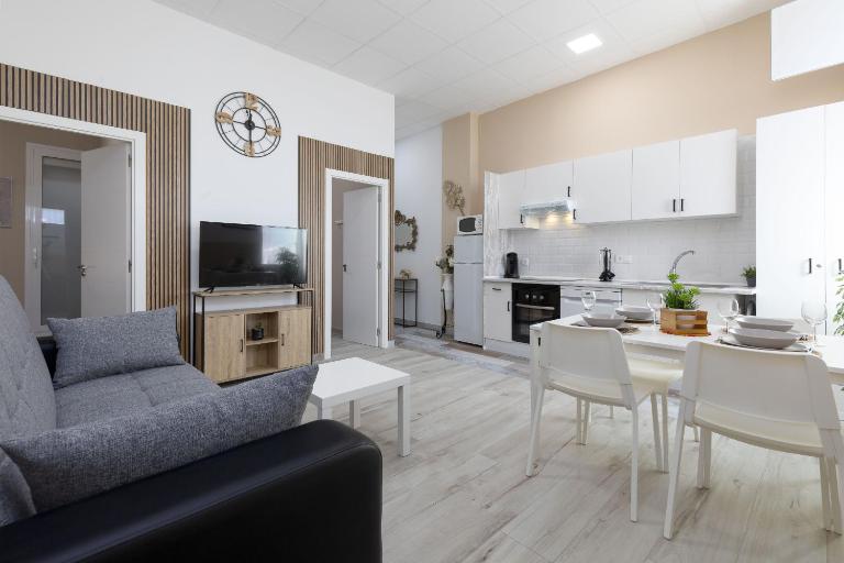 Malvarrosa Las Arenas Access - B&B Valencia