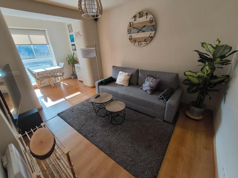 Ideal Parejas - Tranquilidad y Naturaleza en Osseja - Vistas al Lago - Parking Privado - B&B Osséja