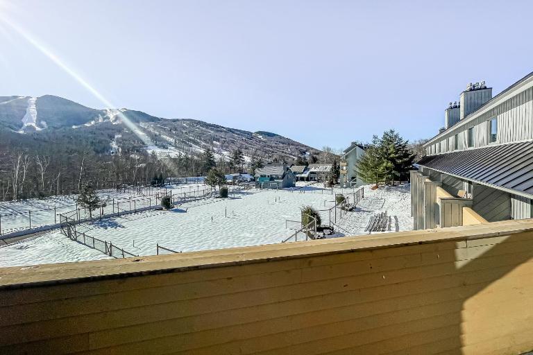 Penthouse Suite at Loon Landing - Ferienwohnung Lincoln
