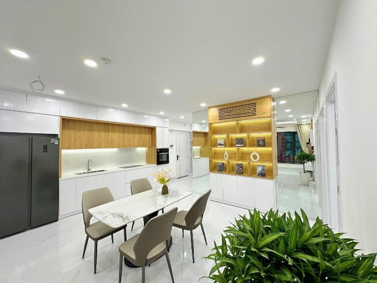 Strand Apartment Nha Trang - B&B Nha Trang