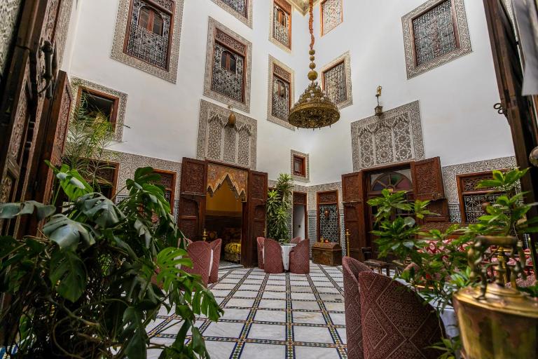 Riad Dar Chrifa - Luxury Escape - B&B Fes
