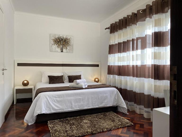 The Rock Guest House - Bed and Breakfast Ponta Delgada