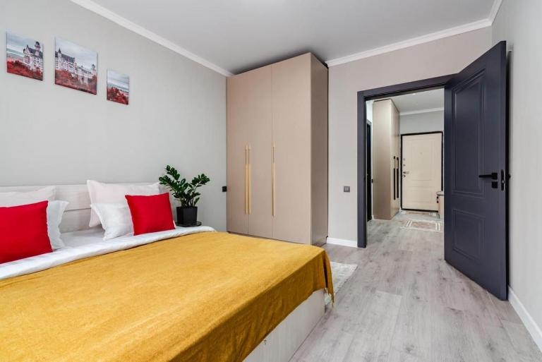 2ком кв с новым ремонтом и Видом на горы - Ferienwohnung Almaty