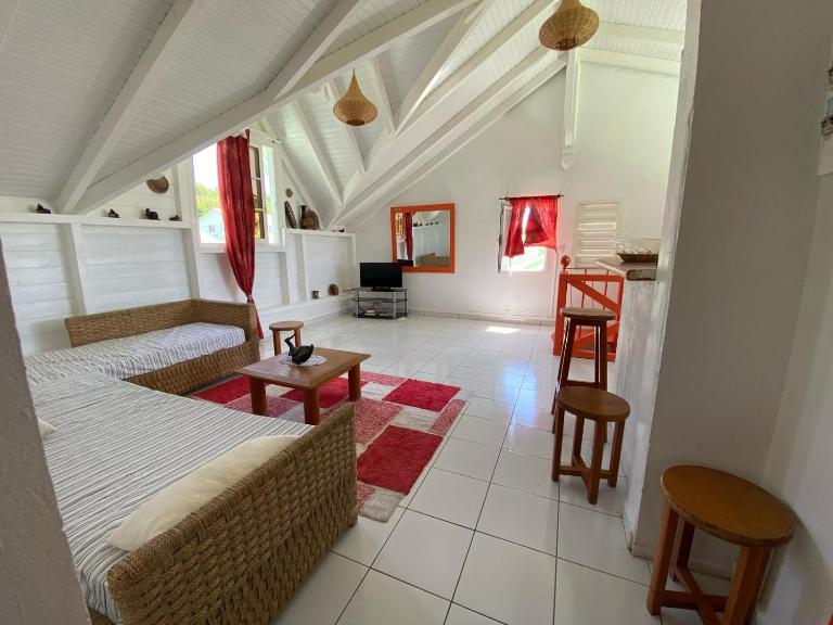 Villa Adélaïde - Ferienwohnung Grand-Bourg