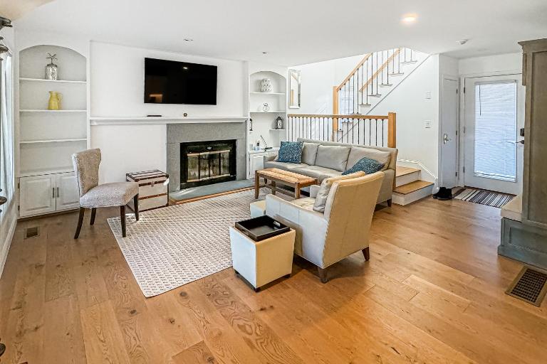 Lakeshore Retreat - B&B Gilford