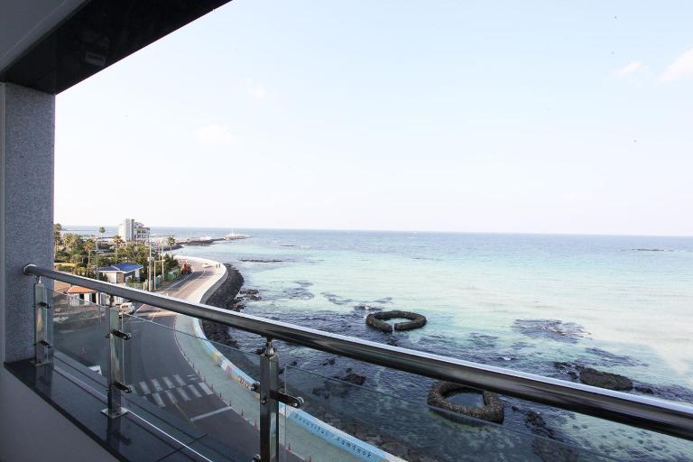Poem House - B&B Jeju City