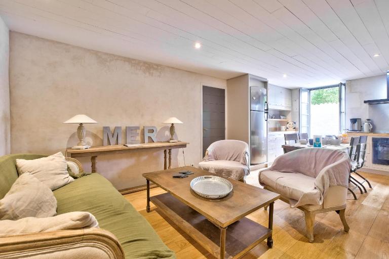 Charmante maison pour 2 - 500m de la plage - B&B La Flotte