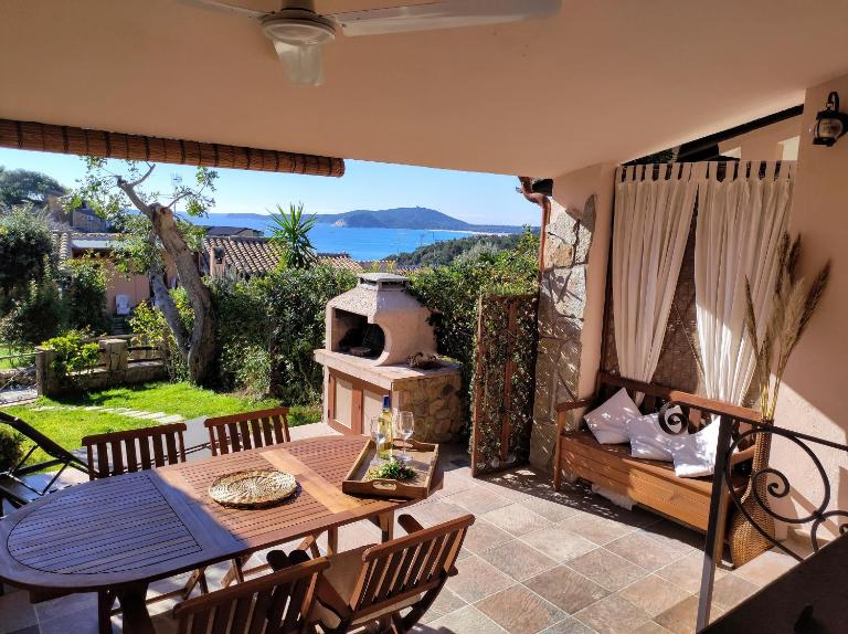 Villasimius, villetta a 300 mt dalla spiaggia - Bed and Breakfast Villasimius