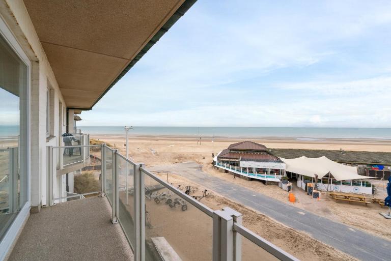 Luxe app met zicht op zee en duinen - 6 personen - Chambres d'hôtes Coxyde