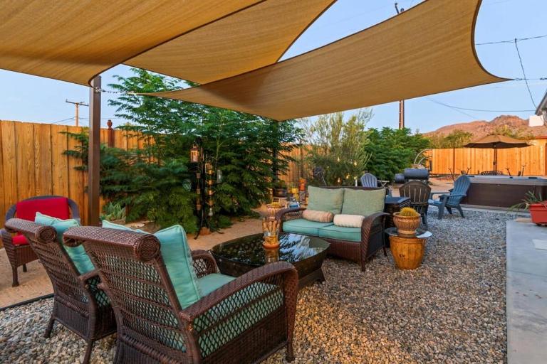 Haven Rock- Secluded Oasis and Sanctuary Gardens - B&B Joshua Tree