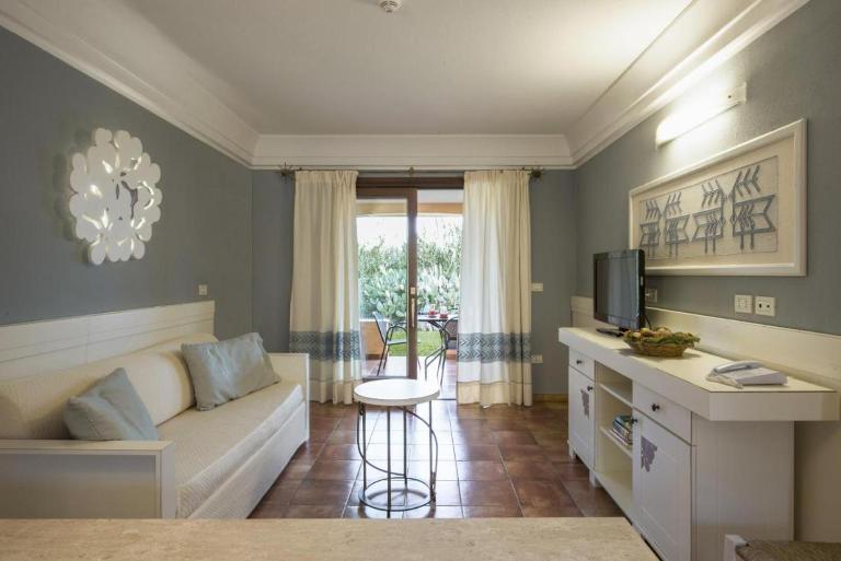 Tranquil Lantana Resort Hotel and Apartments 1 Bedroom room apartment sleeps 5 - B&B Pula