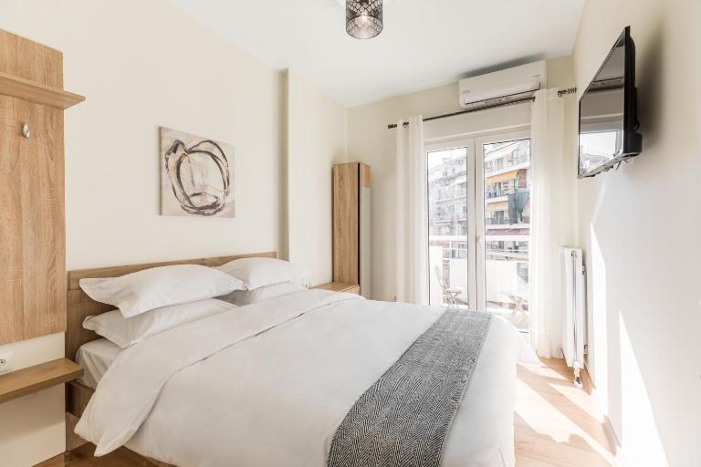 Stavroula's House City Center 2, Iasonidou (2beds & 2baths) - Bed and Breakfast Thessaloniki