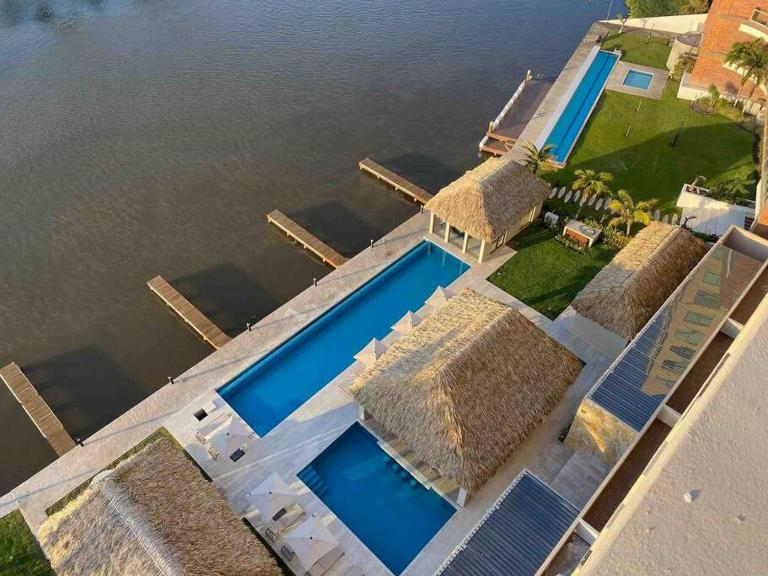 9nopiso Vista al Mar con 3 Albercas con Gym y Playa - B&B El Conchal