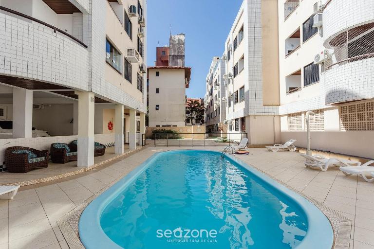 Condomínio a 80m da Praia dos Ingleses - AMC - Bed and Breakfast Florianópolis