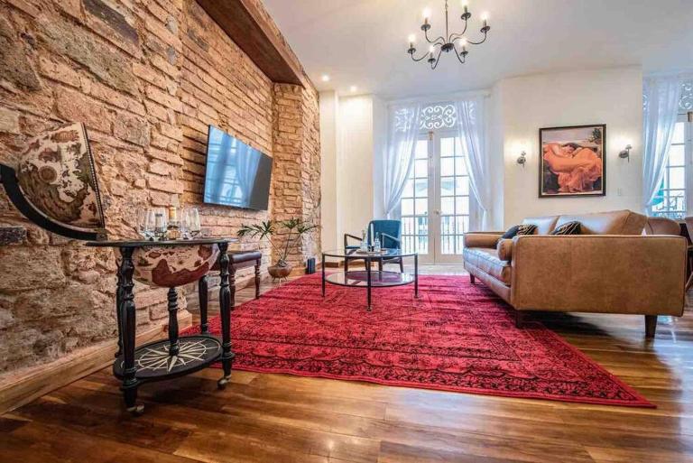 LUXURY Mid-Century Apartment In Casco Viejo - Ferienwohnung Panama-Stadt