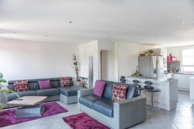 Appartement Fuychaa Proche de Lyon , Eurexpo , stadium , Aréna - Bed and Breakfast Meyzieu