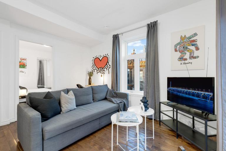 LiV MTL MTL Plateau Urban Suites Near Downtown Montreal - B&B Montreal