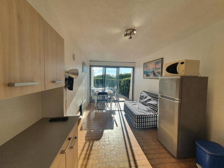 Studio cabine en bord de mer avec parking privé, animaux acceptés - FR-1-338-557 - B&B Sète
