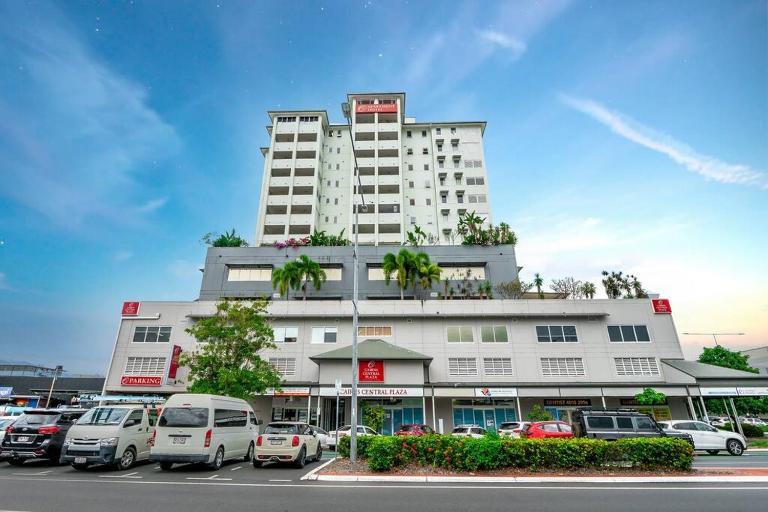Inner City Gem - Stunning Views - B&B Cairns