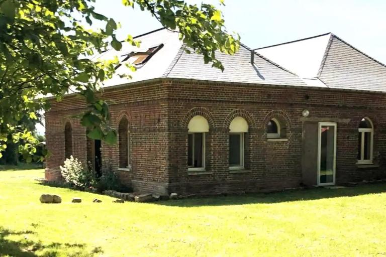 Charmant cottage 8 personnes en Normandie - Bed and Breakfast Cleuville