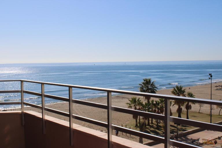 Ronda 3 Beachfront apartment - B&B Fuengirola