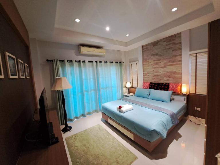 Jacuzzi Pool Villa - B&B Ban Huai Yai