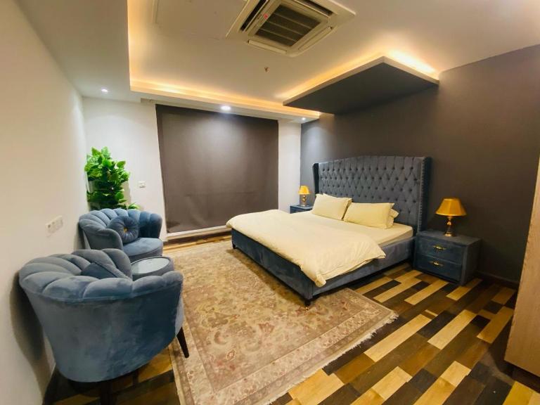 Gold Crest Luxury and Modern Apartments - B&B Lahore