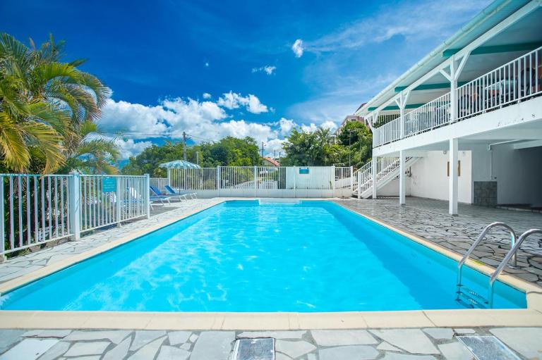 LA BAIE Résidence CAMELIA - Ferienwohnung Les Trois-Îlets