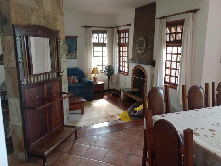 Casa vista lago Vitória Régia - Chambres d'hôtes Holambra