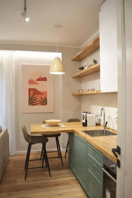 Cloud Apartment - B&B Durrës