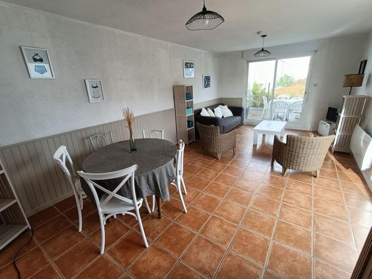 Maison 6 pers proche plage de Tanchet - B&B La Pironnière