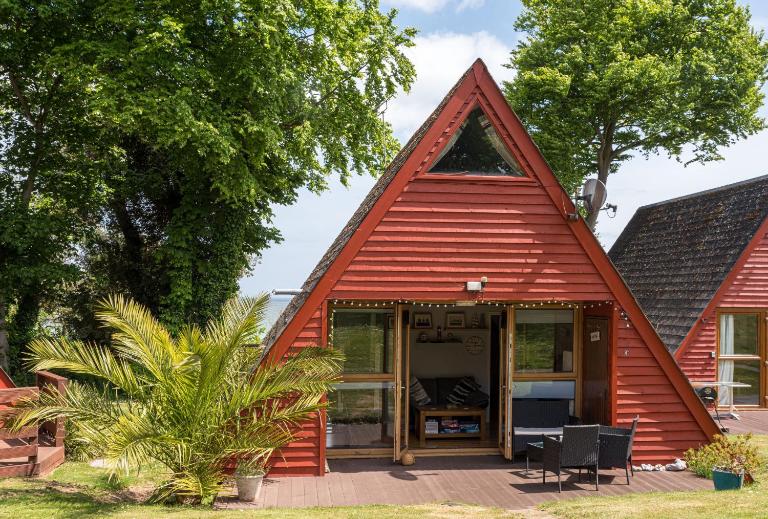 Chalet Thirteen - B&B Deal