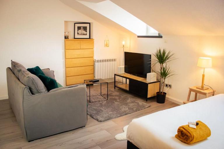 Doux cocon - Grand studio de douceurs - Bed and Breakfast Albertville