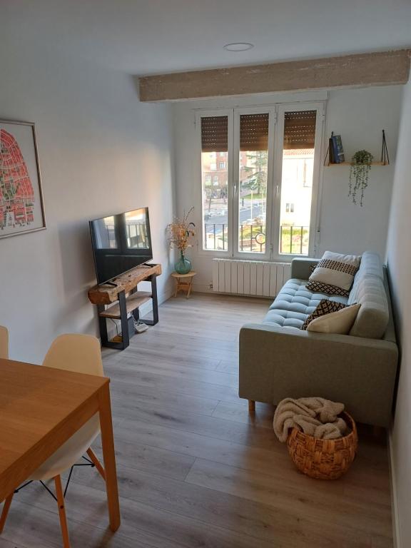 Moderno, céntrico. Perfecto para familias. - Chambres d'hôtes Vitoria