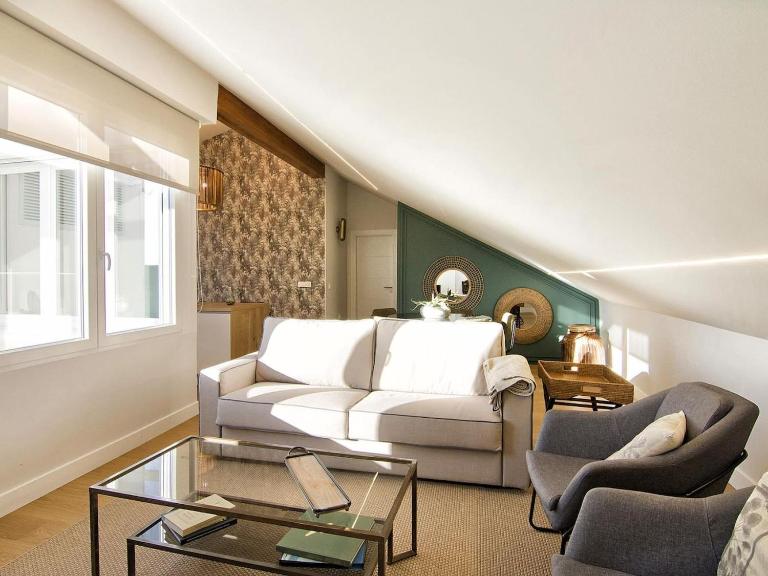 ChezmoiHomes Premium Loft Private Terrace - Chambres d'hôtes Grenade
