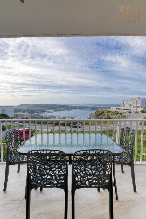 Top of the world 2BR home with spectacular views by 360 Estates - Ferienwohnung Mellieha