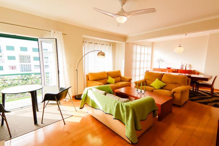 Town Beatrice Flat - B&B Ponta Delgada