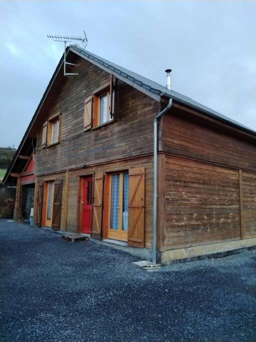 Chalet Antlana 2 avec cheminée - B&B Signy-l'Abbaye