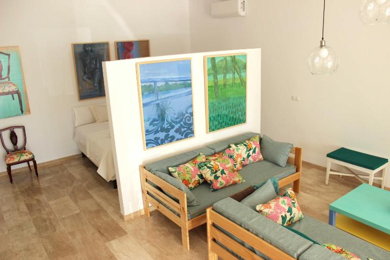 Nuevo Estudio moderno, agradable y cómodo - Bed and Breakfast Sevilla