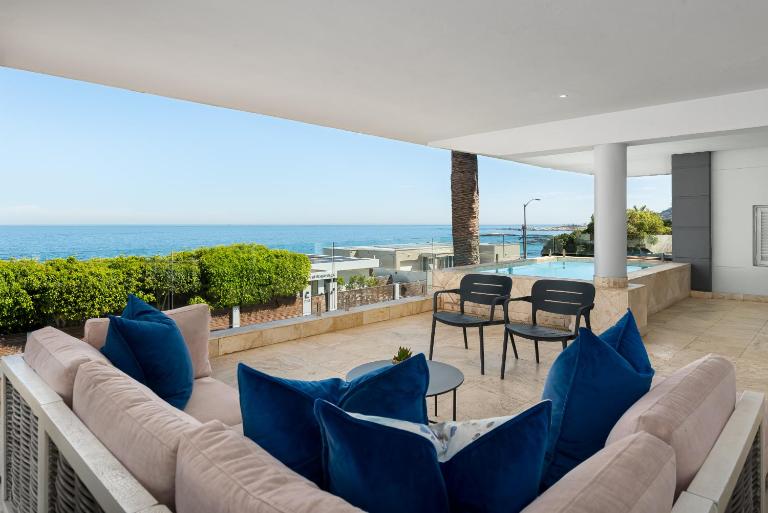 1 Victoria Road Unit 2 - B&B Cape Town