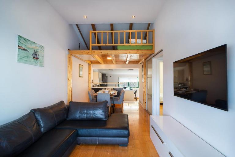 Apartman Antonio - Bed and Breakfast Stomorska