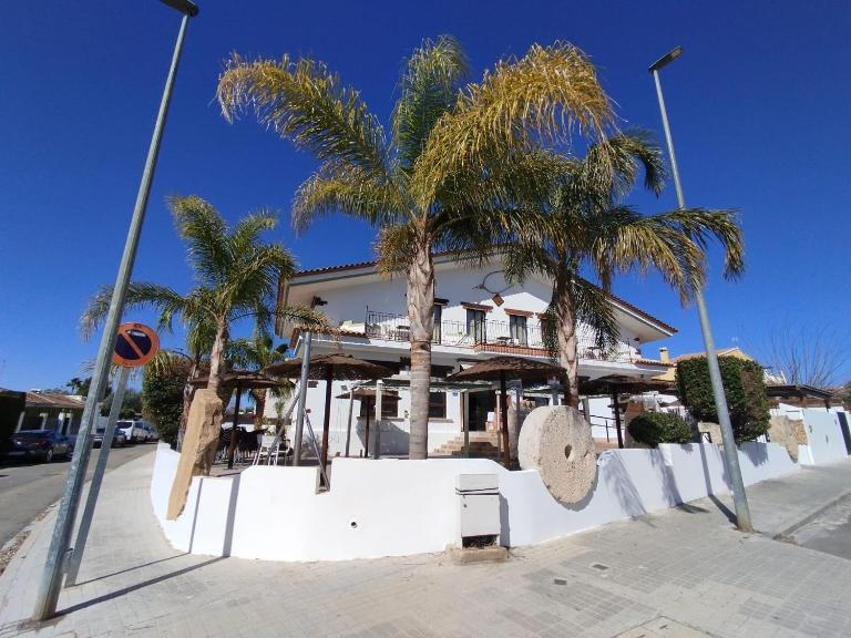 Hostal Espai Mediterrani - Bed and Breakfast La Pobla de Vallbona